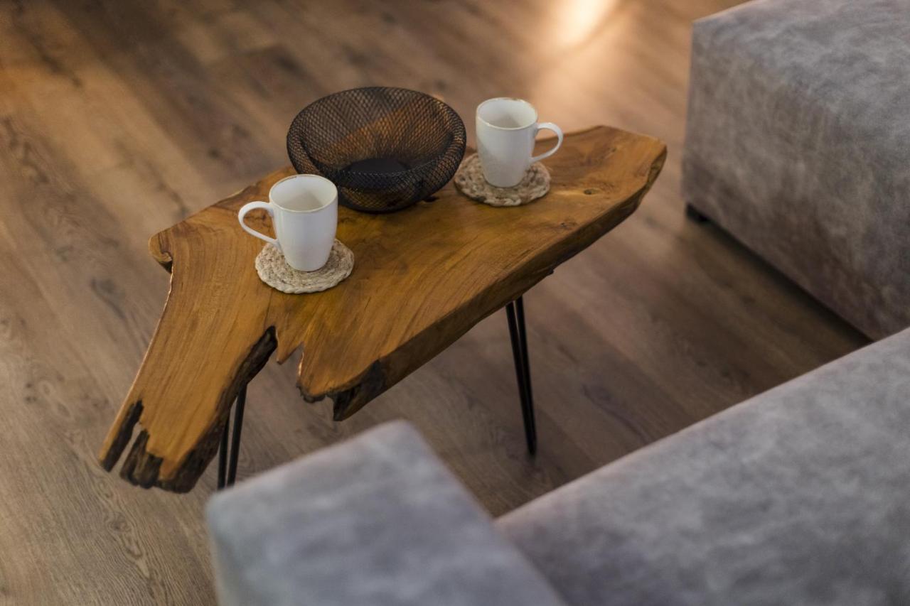 Apartment Near Iulius Mall With Balcony & Private Parking 蒂米什瓦拉 外观 照片