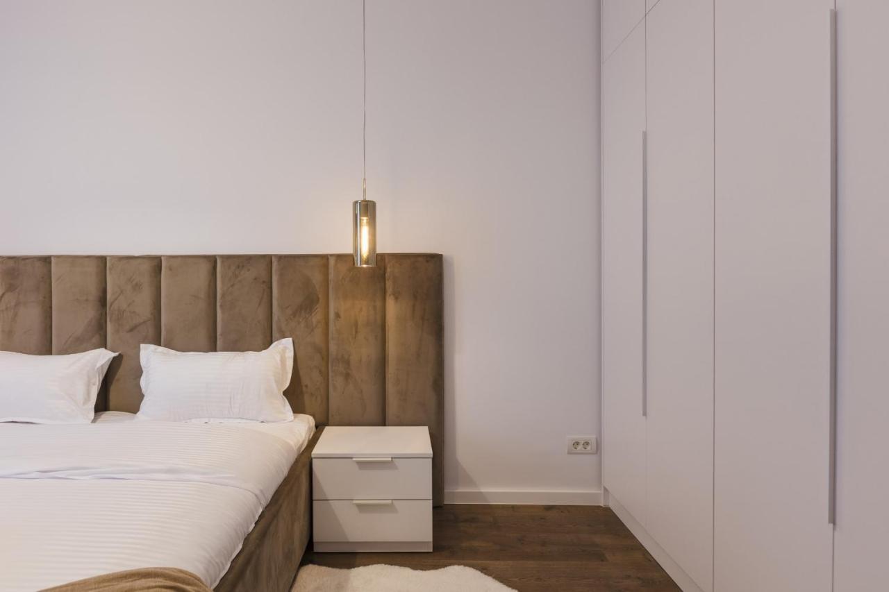 Apartment Near Iulius Mall With Balcony & Private Parking 蒂米什瓦拉 外观 照片
